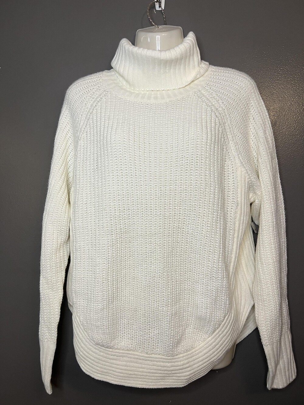 Ardene Sweater Womens Small White Turtleneck Chunky Knit Cozy Ribbed Pullover